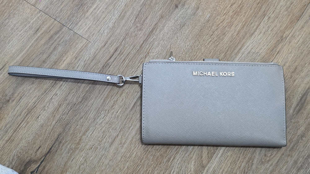 Michael Kors MK Jet Set Travel Double Zip Phone Wristlet Wallet - Gray